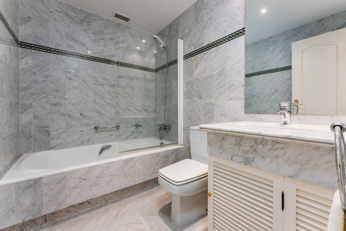 3 Bed Penthouse Duplex in Marbella
