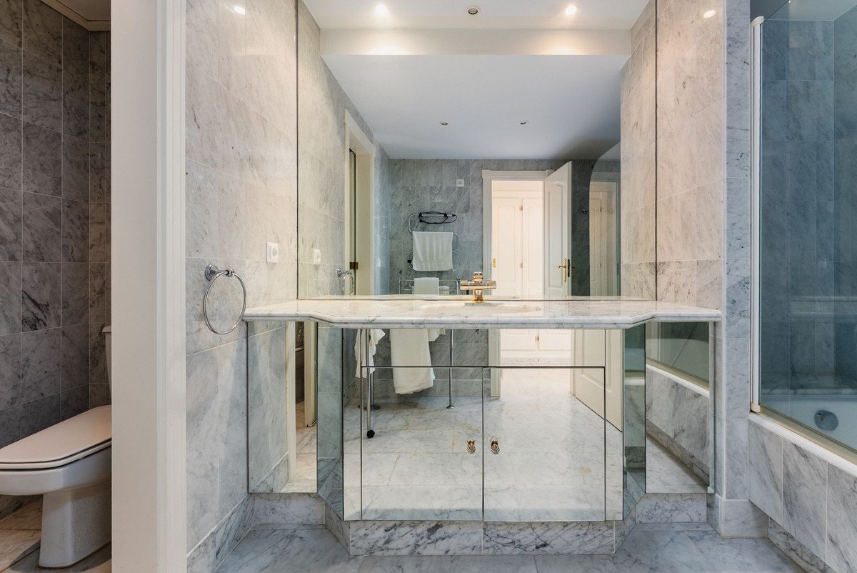 3 Bed Penthouse Duplex in Marbella