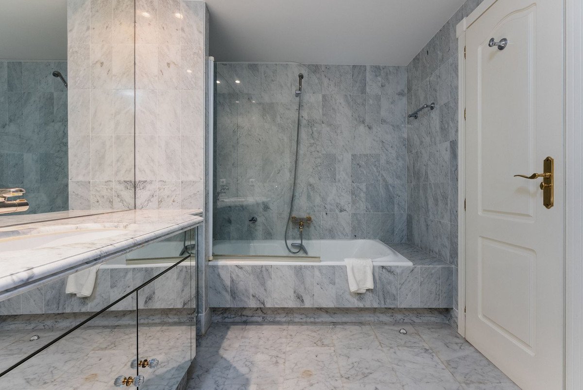 3 Bed Penthouse Duplex in Marbella