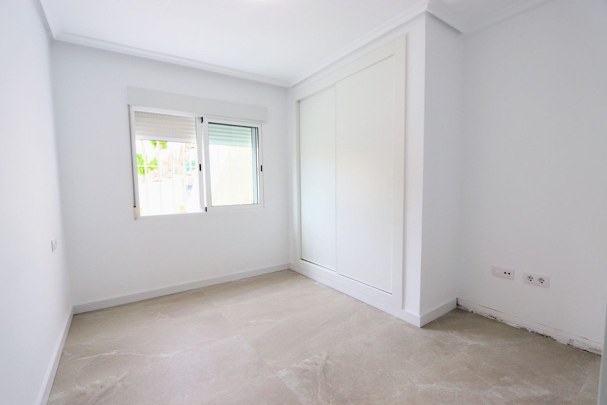 2 Bed Ground Floor Apartment in Torre de la Horadada