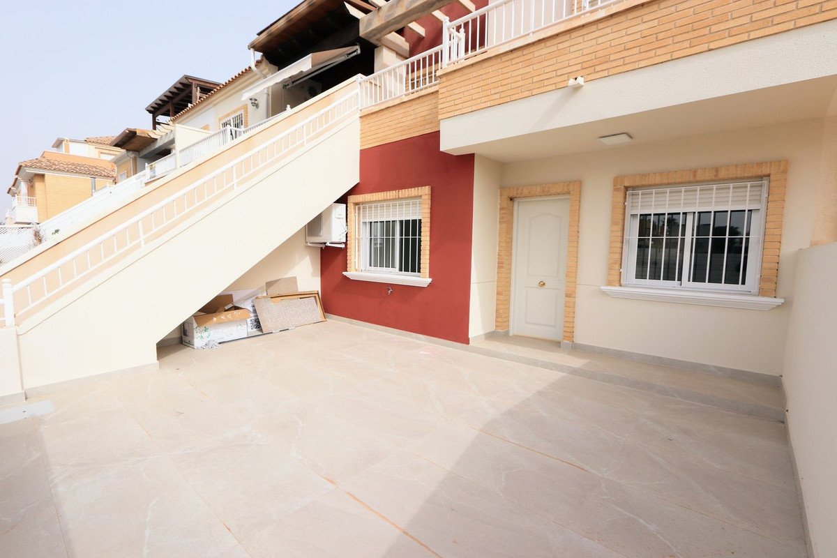 2 Bed Ground Floor Apartment in Torre de la Horadada