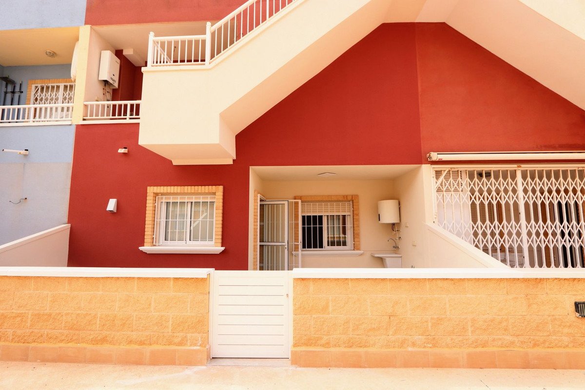 2 Bed Ground Floor Apartment in Torre de la Horadada