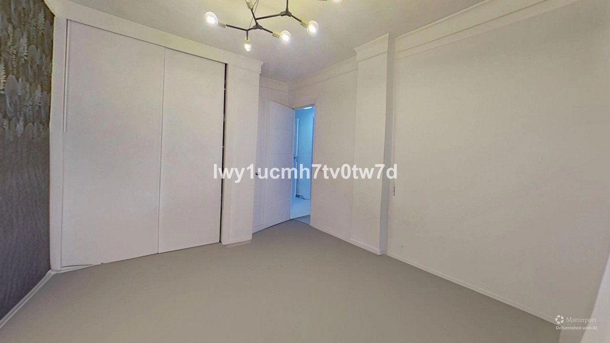 3 Bed Middle Floor Apartment in Mijas