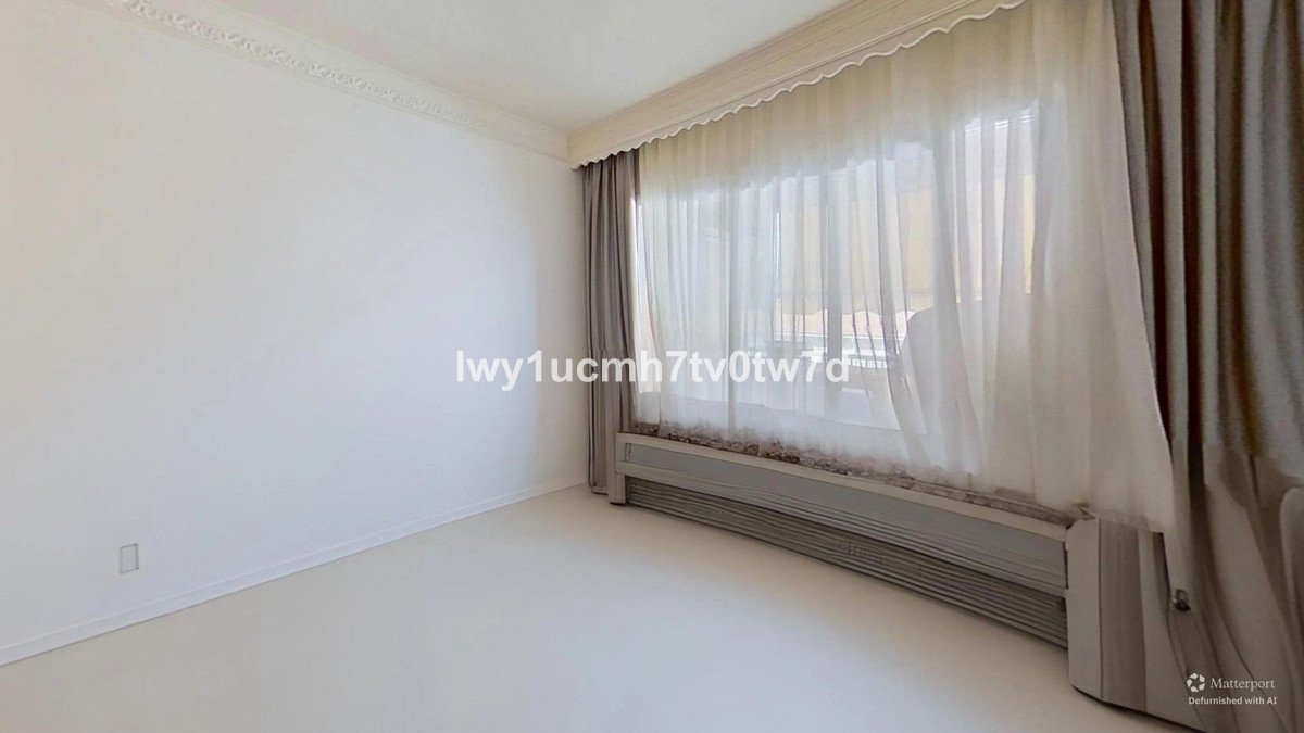 3 Bed Middle Floor Apartment in Mijas