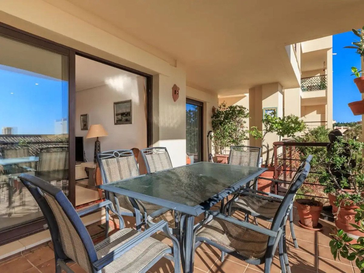 3 Bed Ground Floor Apartment in Los Arqueros