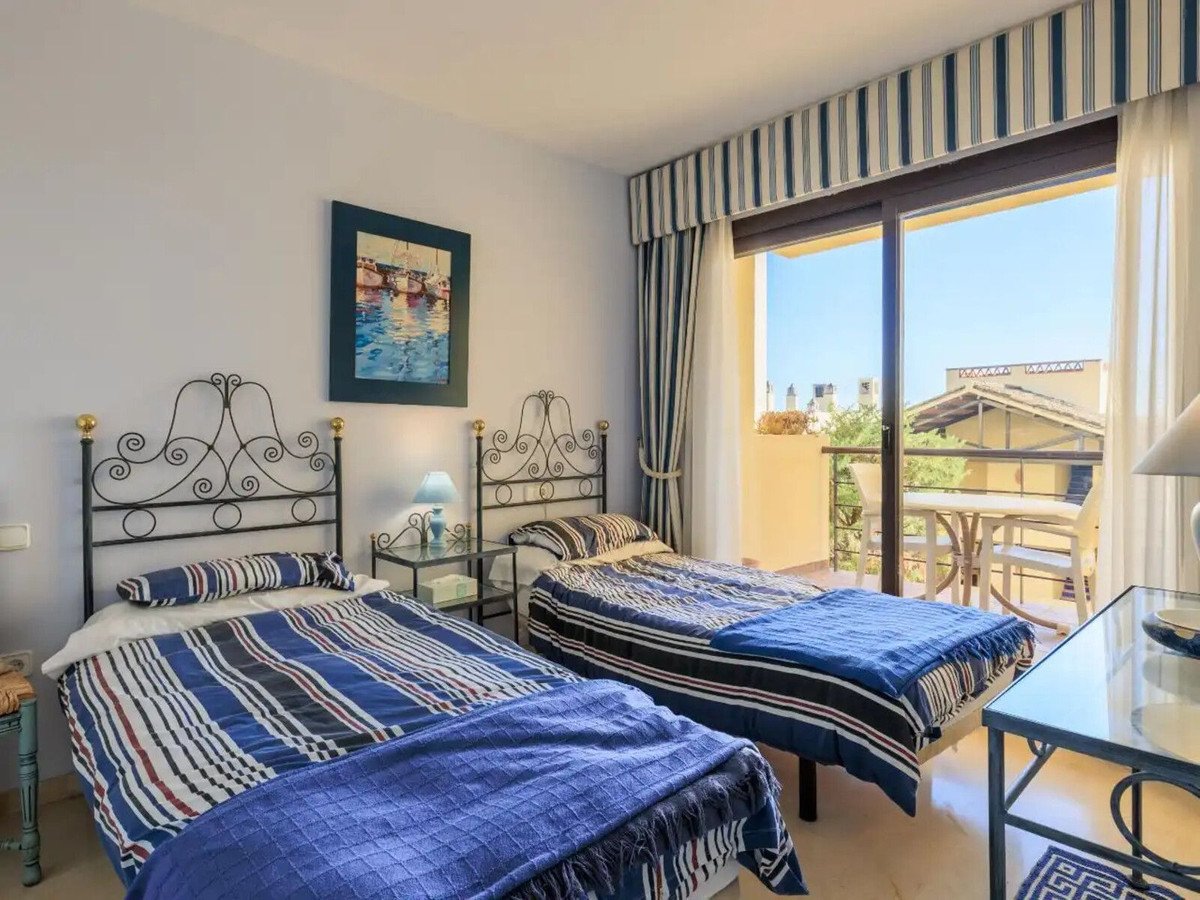 3 Bed Ground Floor Apartment in Los Arqueros