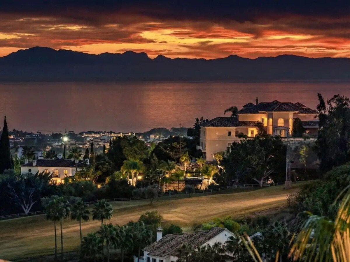 3 Bed Ground Floor Apartment in Los Arqueros