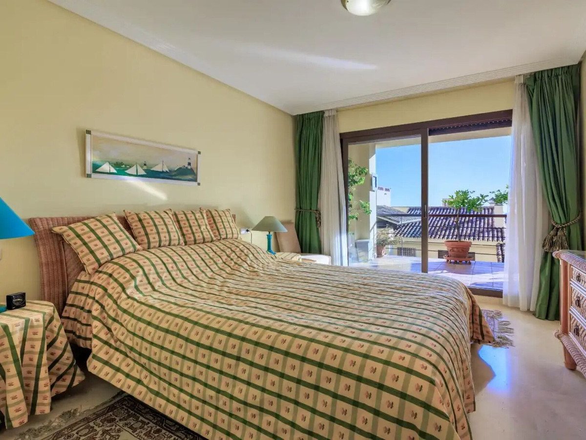 3 Bed Ground Floor Apartment in Los Arqueros
