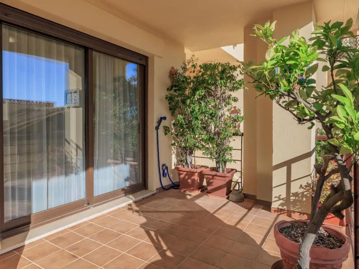 3 Bed Ground Floor Apartment in Los Arqueros
