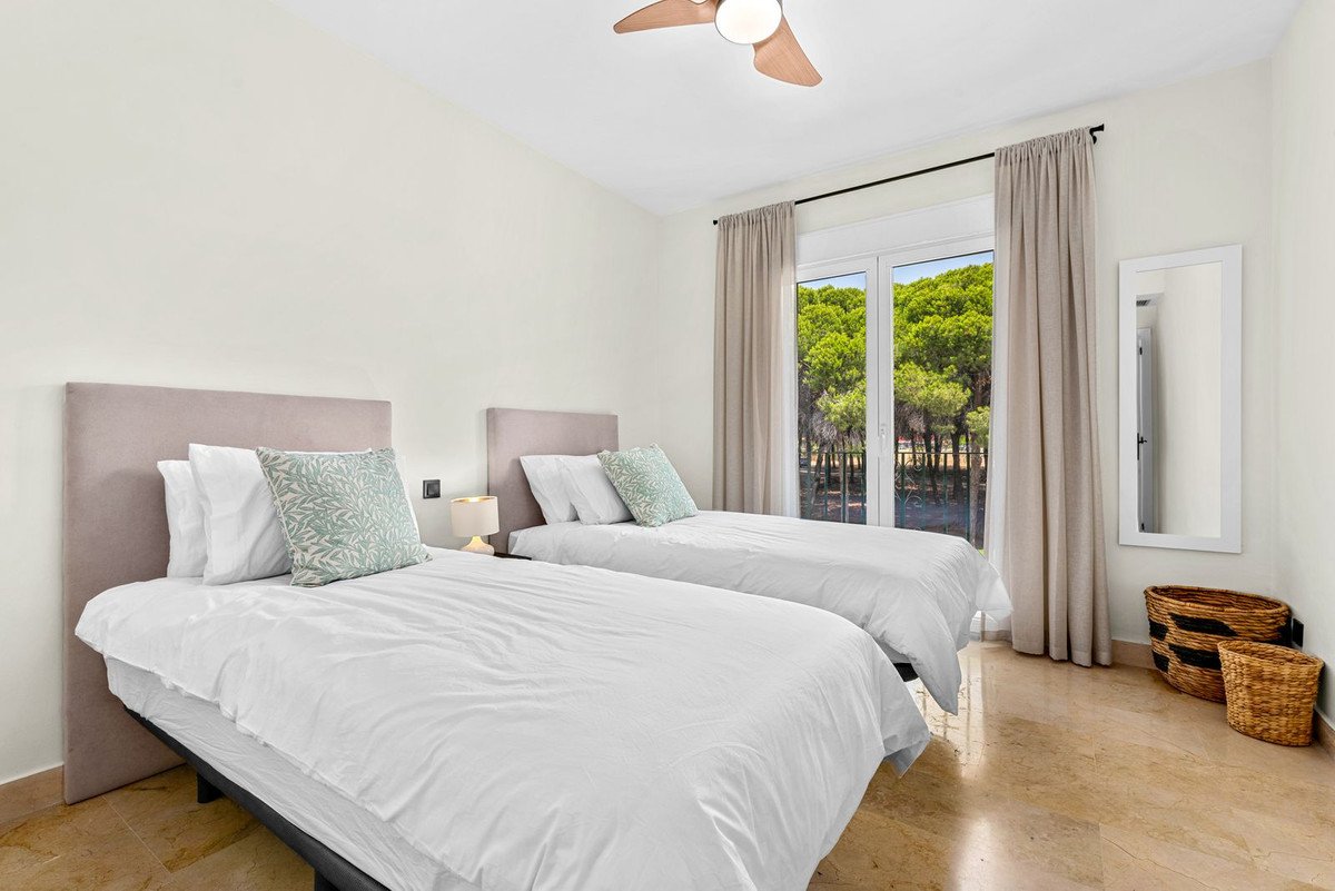 3 Bed Middle Floor Apartment in El Presidente