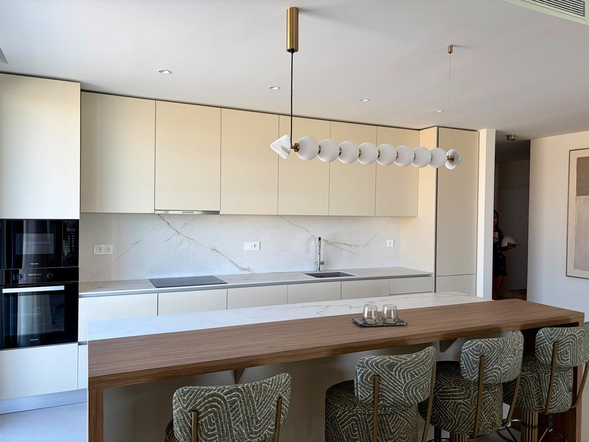 4 Bed Ground Floor Apartment in Estepona