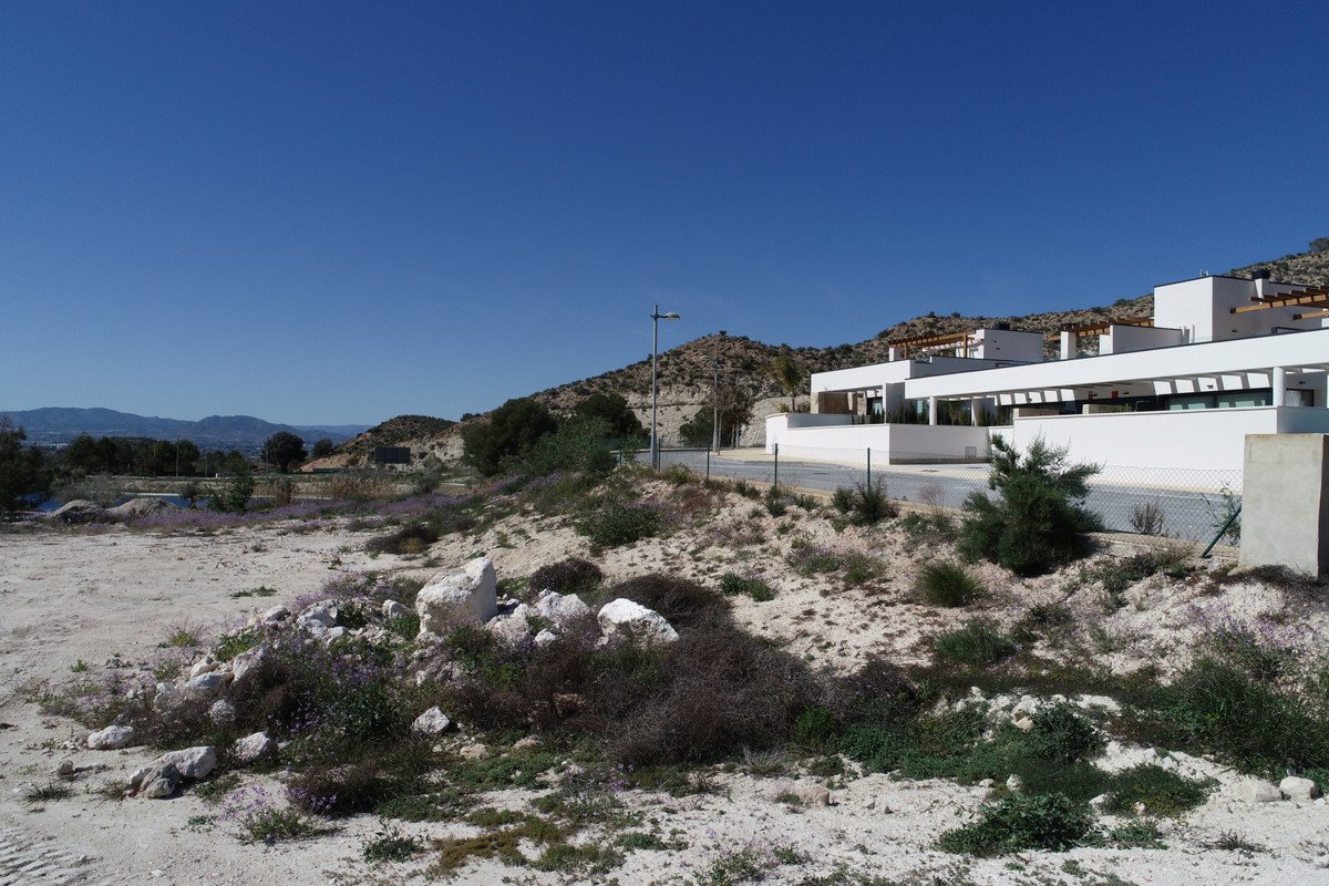 4 Bed New Development in Monforte Del Cid