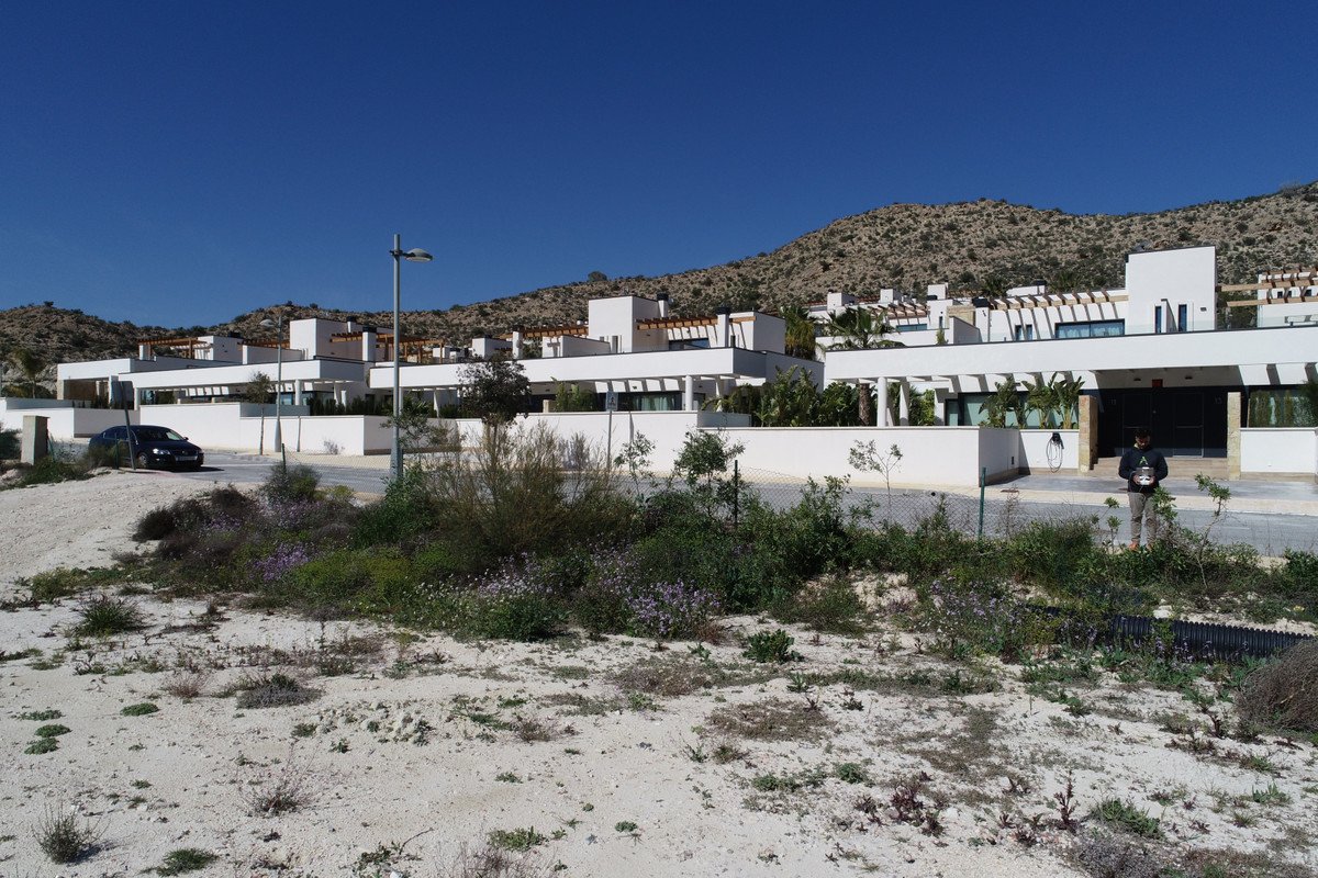 4 Bed New Development in Monforte Del Cid