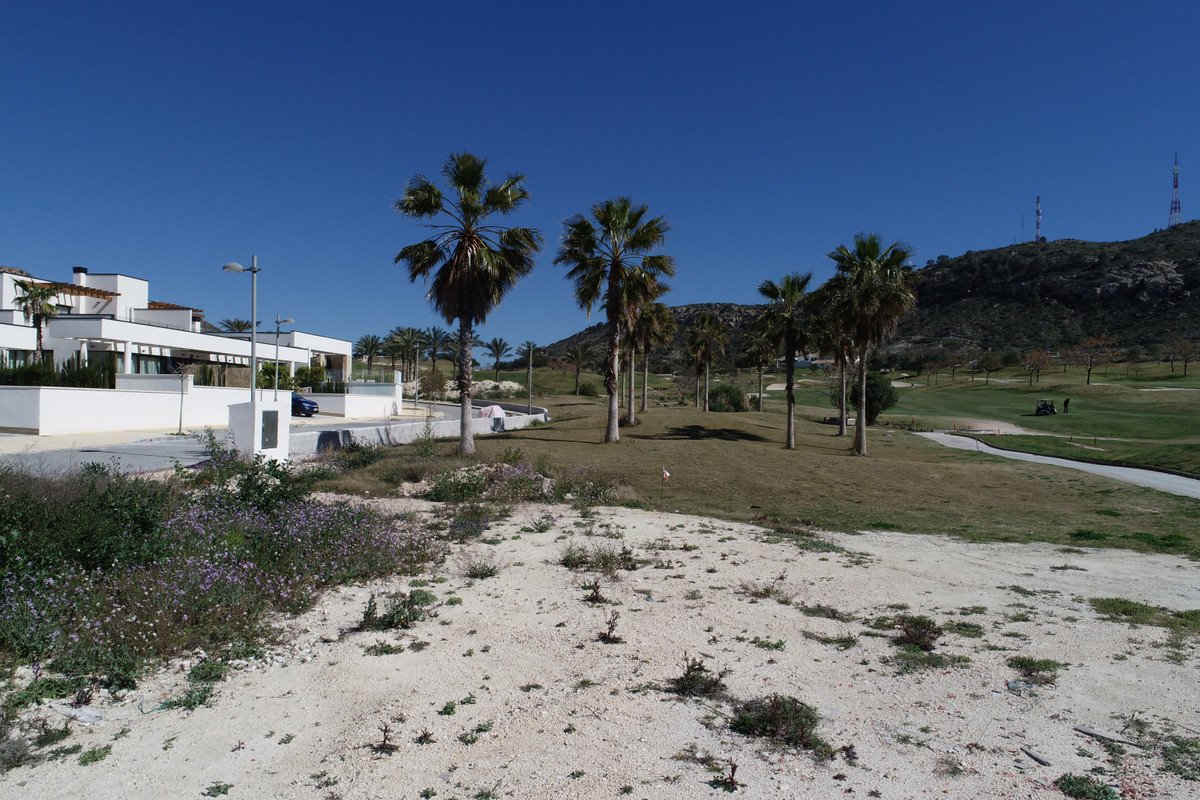4 Bed New Development in Monforte Del Cid