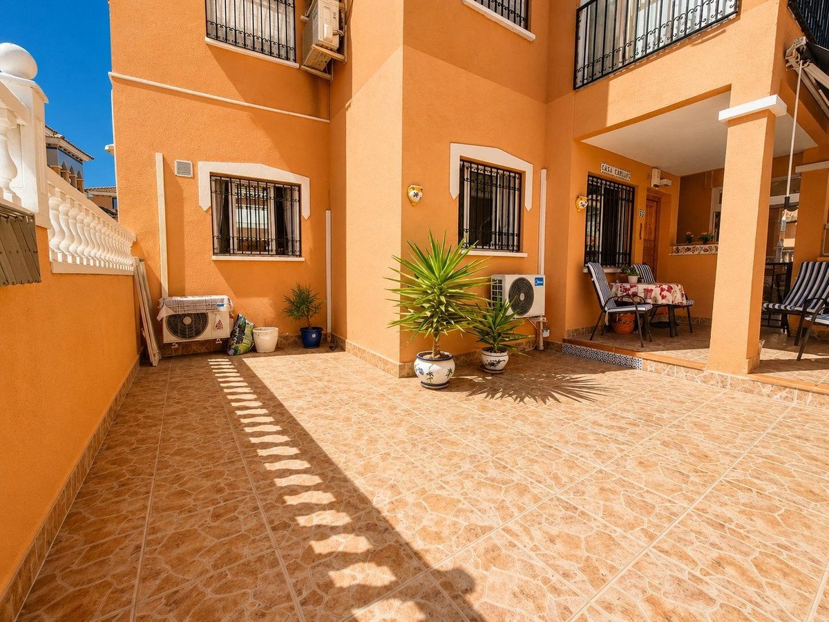 2 Bed Bungalow in Playa Flamenca