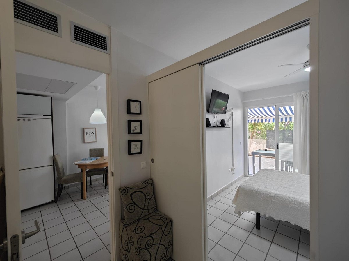 1 Bed Ground Floor Apartment in Punta Prima