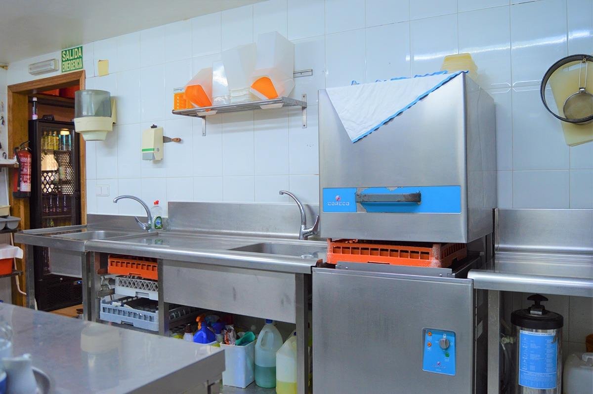 Commercial Premises in La Veleta