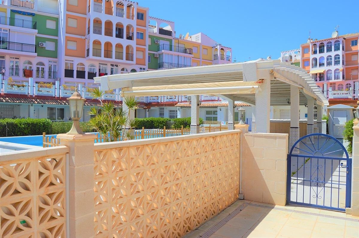 Commercial Premises in La Veleta
