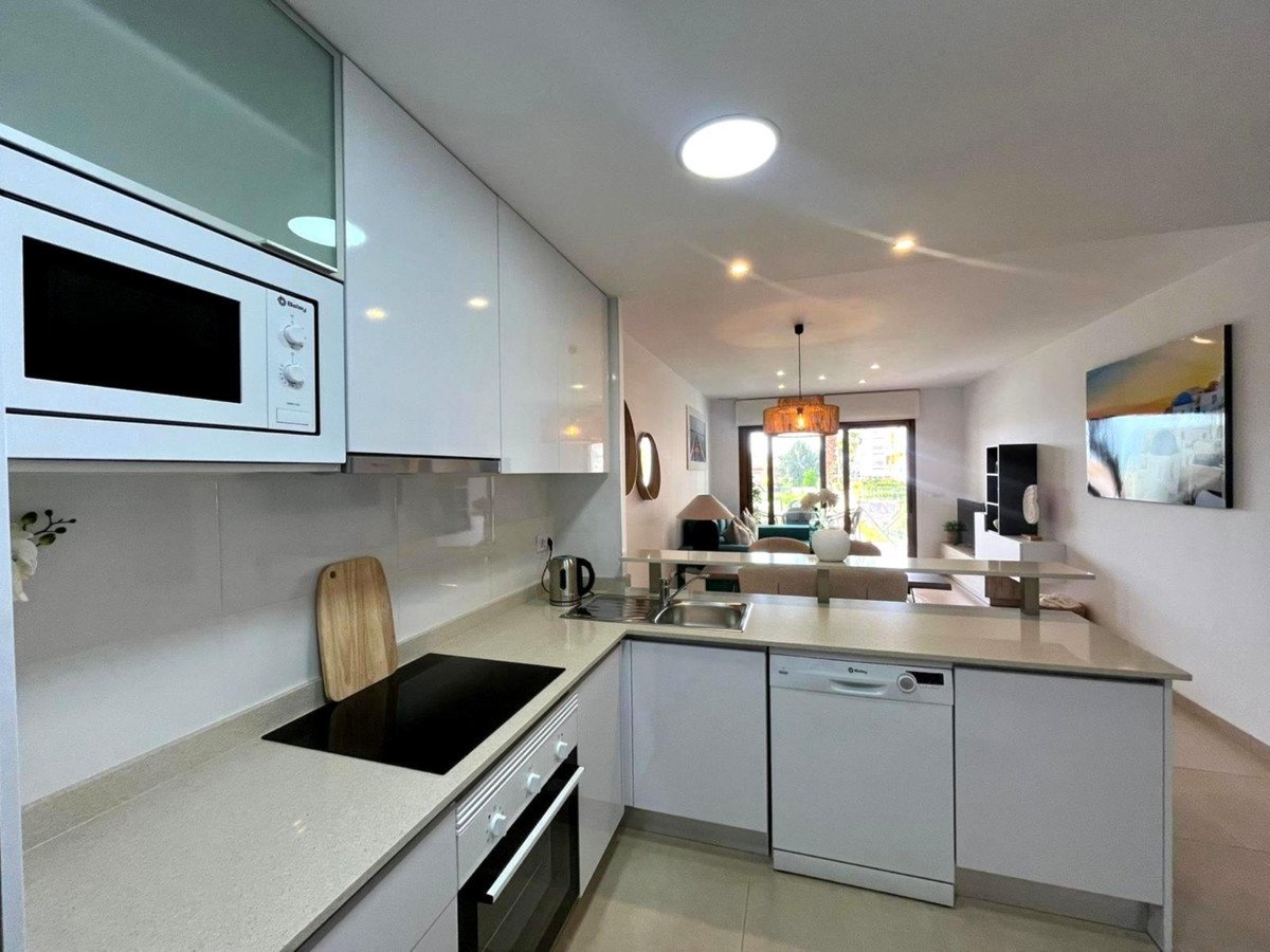 2 Bed Ground Floor Apartment in Los Dolses