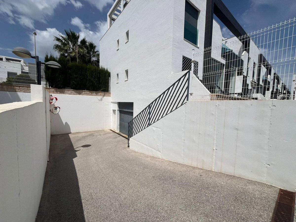 2 Bed Bungalow in La Zenia