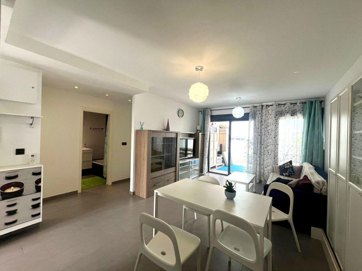 2 Bed Bungalow in La Zenia