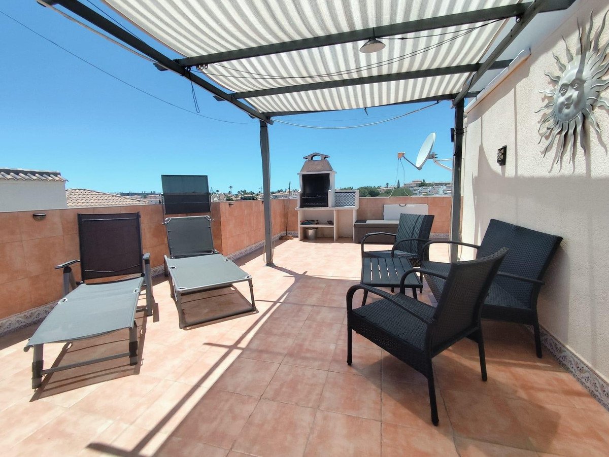 4 Bed Detached Villa in Orihuela Costa