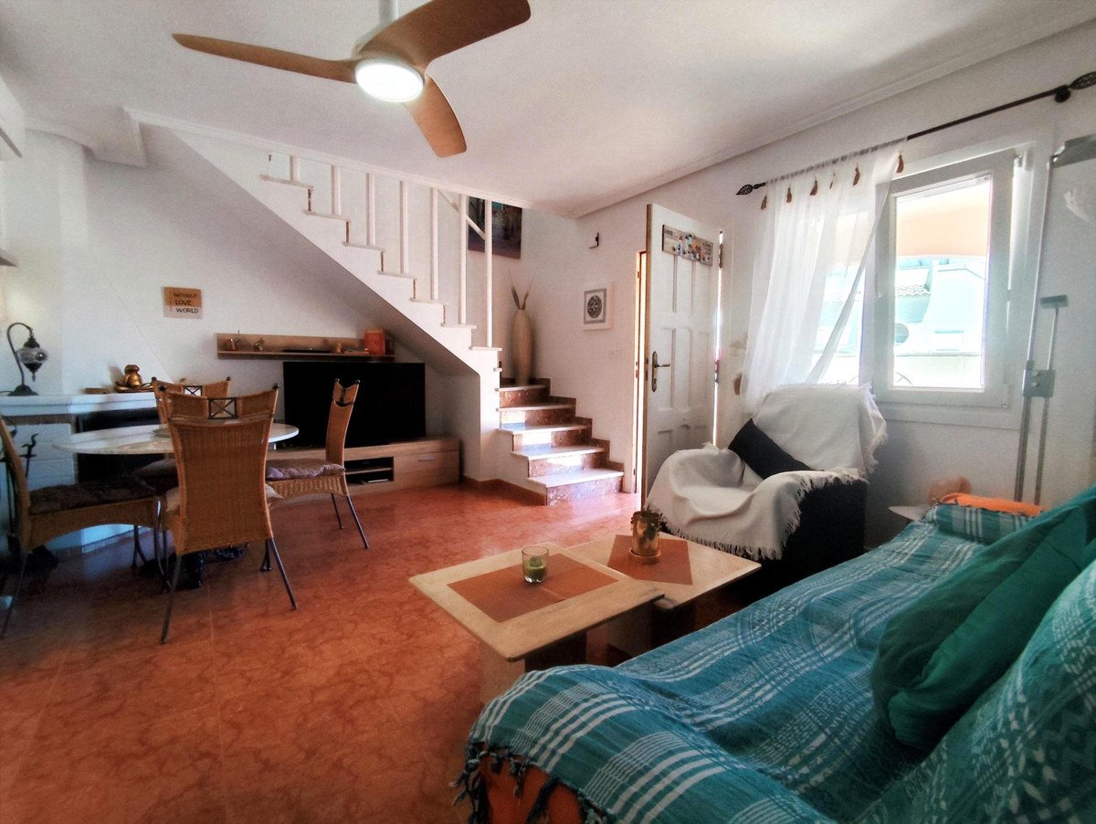 4 Bed Detached Villa in Orihuela Costa