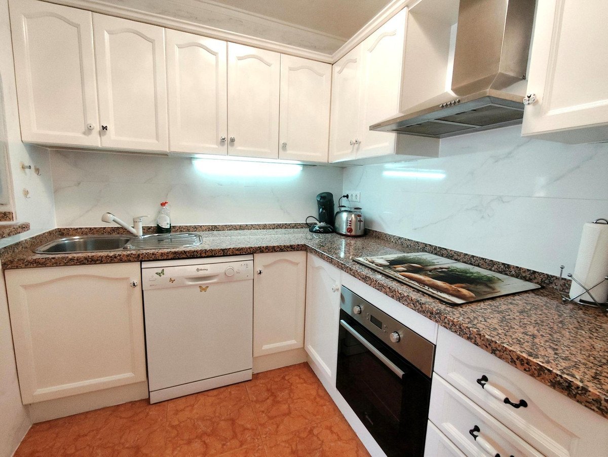 4 Bed Detached Villa in Orihuela Costa