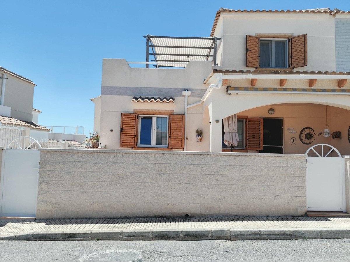4 Bed Detached Villa in Orihuela Costa