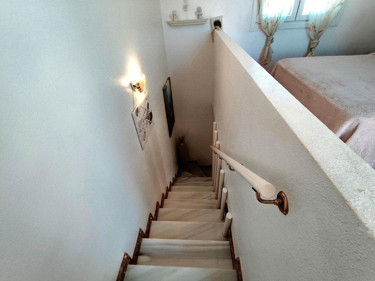 4 Bed Detached Villa in Orihuela Costa