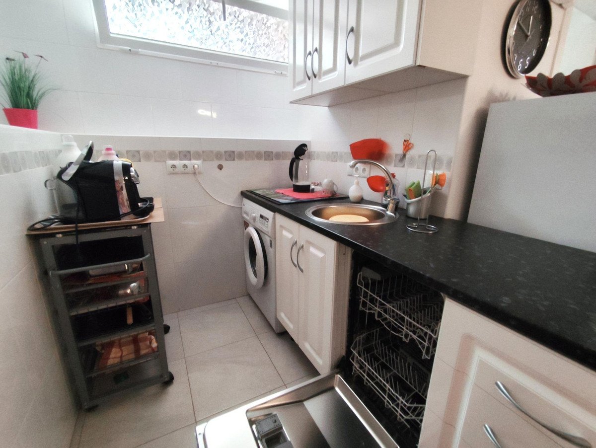 4 Bed Detached Villa in Orihuela Costa