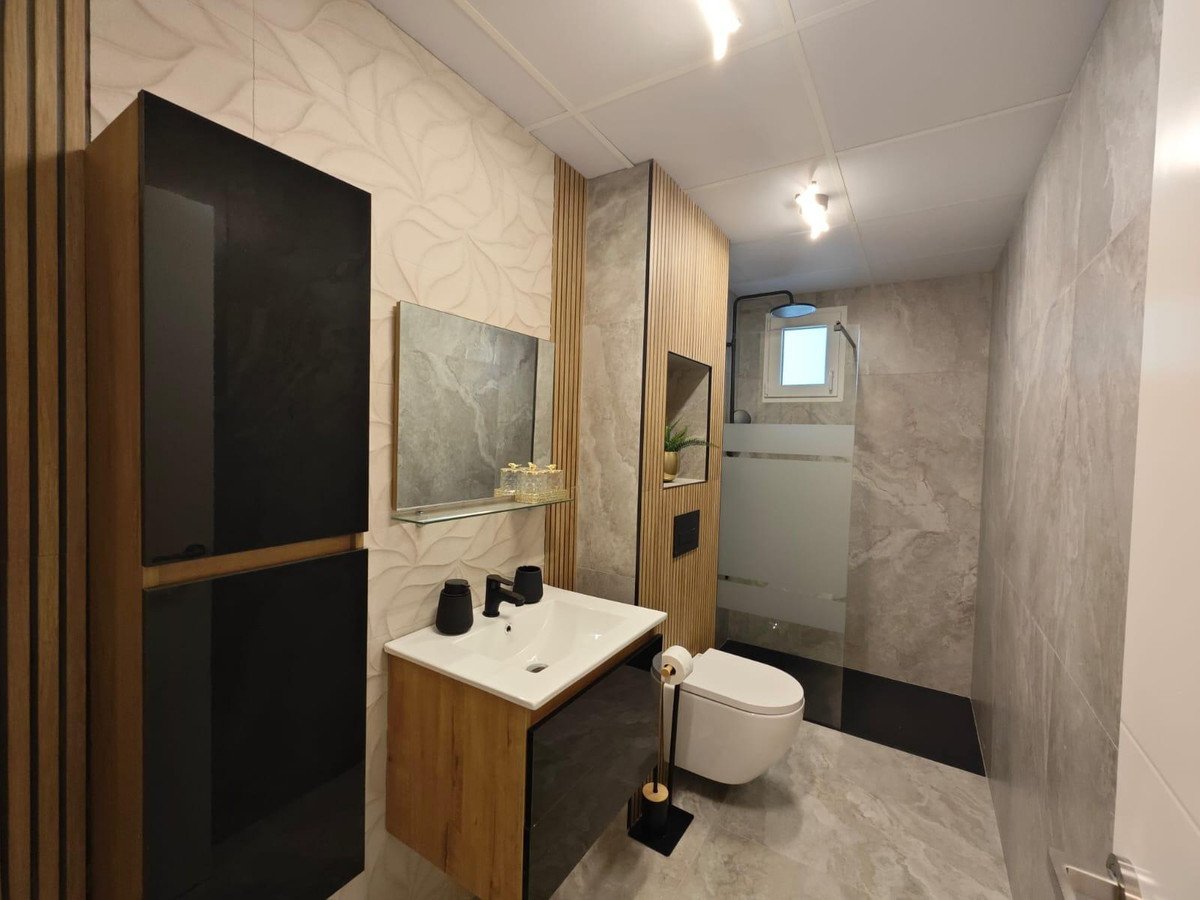 3 Bed Ground Floor Apartment in Playa Del Cura