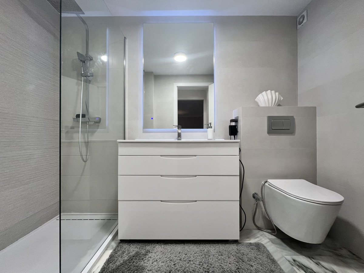 1 Bed Middle Floor Apartment in Benahavís