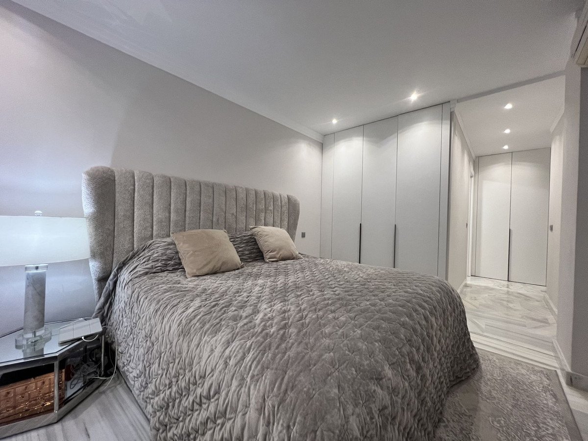 1 Bed Middle Floor Apartment in Benahavís