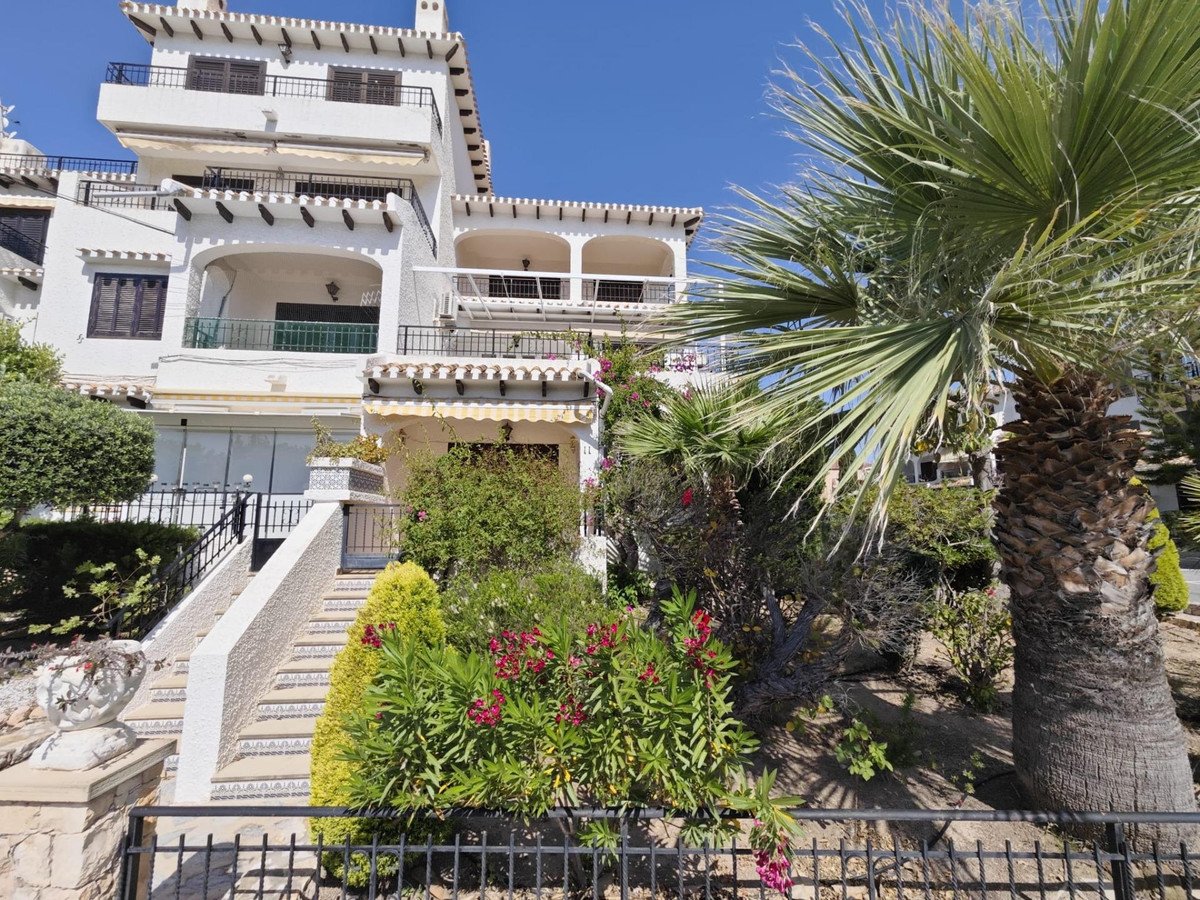 3 Bed Ground Floor Apartment in Cabo Roig