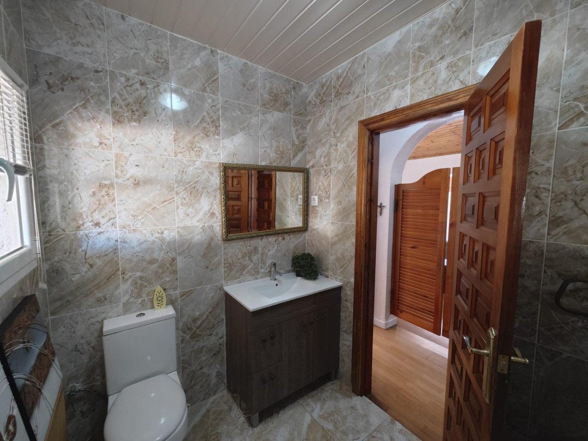 2 Bed Detached Villa in Orihuela Costa