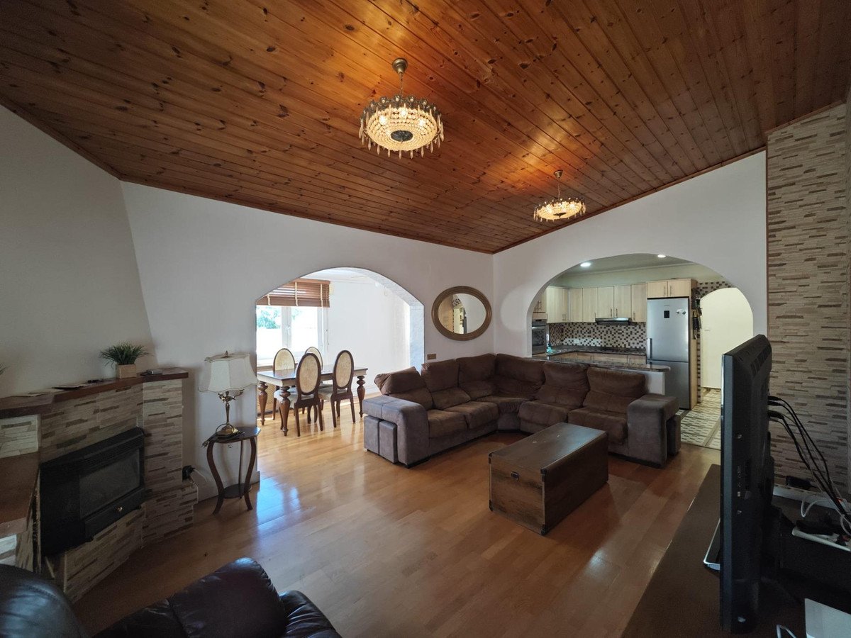 2 Bed Detached Villa in Orihuela Costa