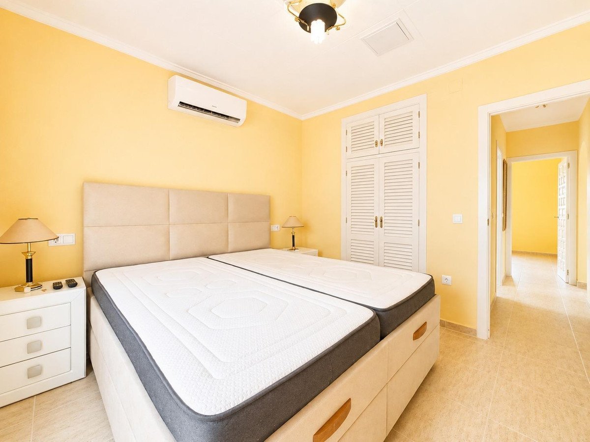 3 Bed Detached Villa in Mil Palmeras