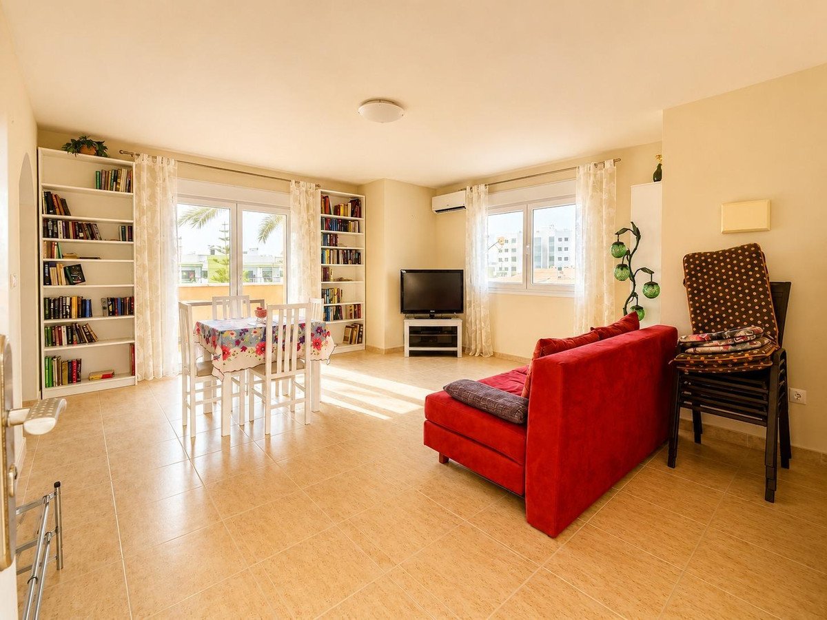 3 Bed Detached Villa in Mil Palmeras