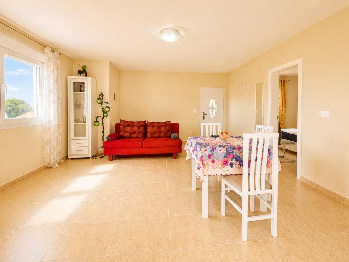 3 Bed Detached Villa in Mil Palmeras