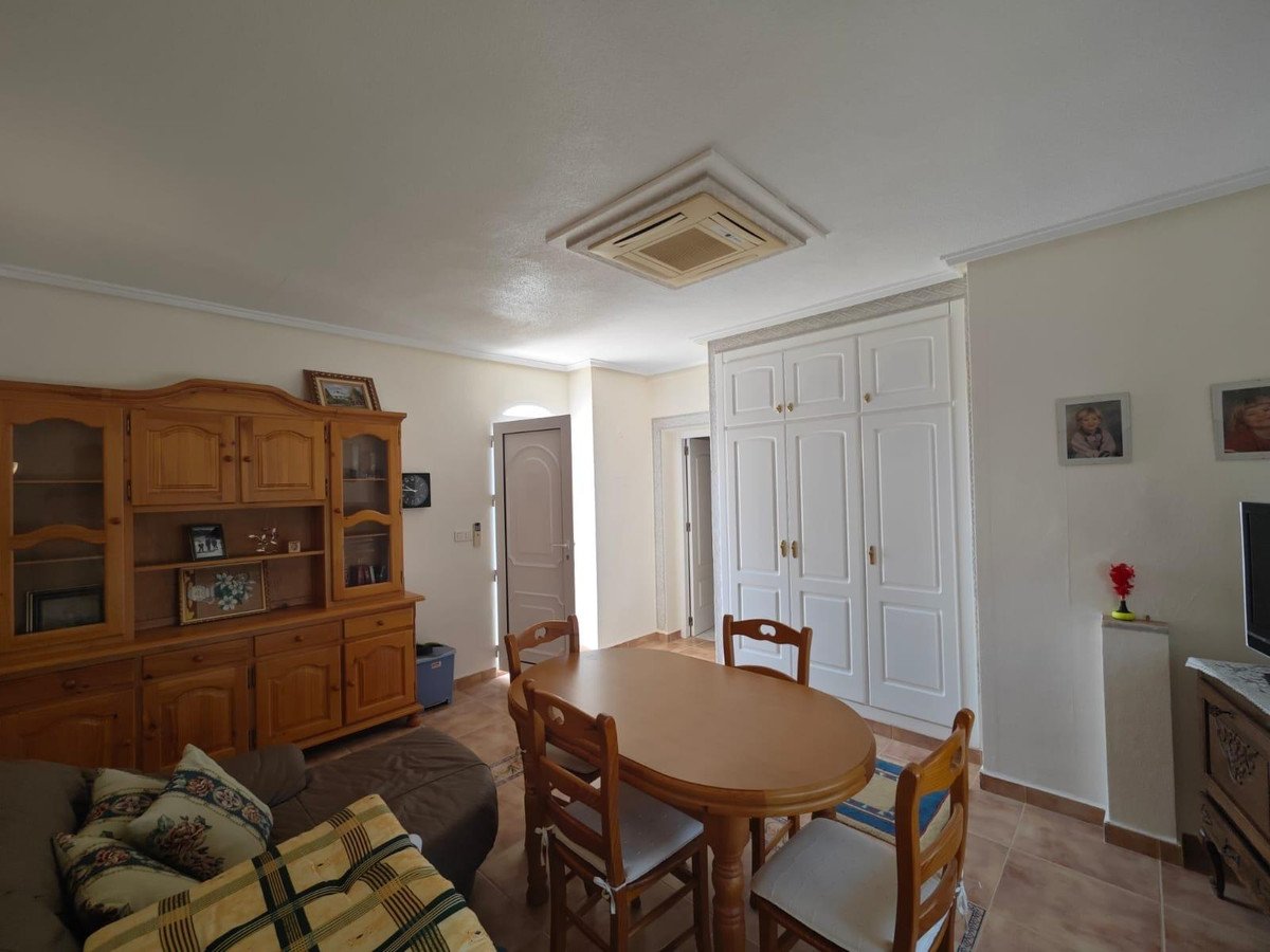 3 Bed Detached Villa in La Siesta