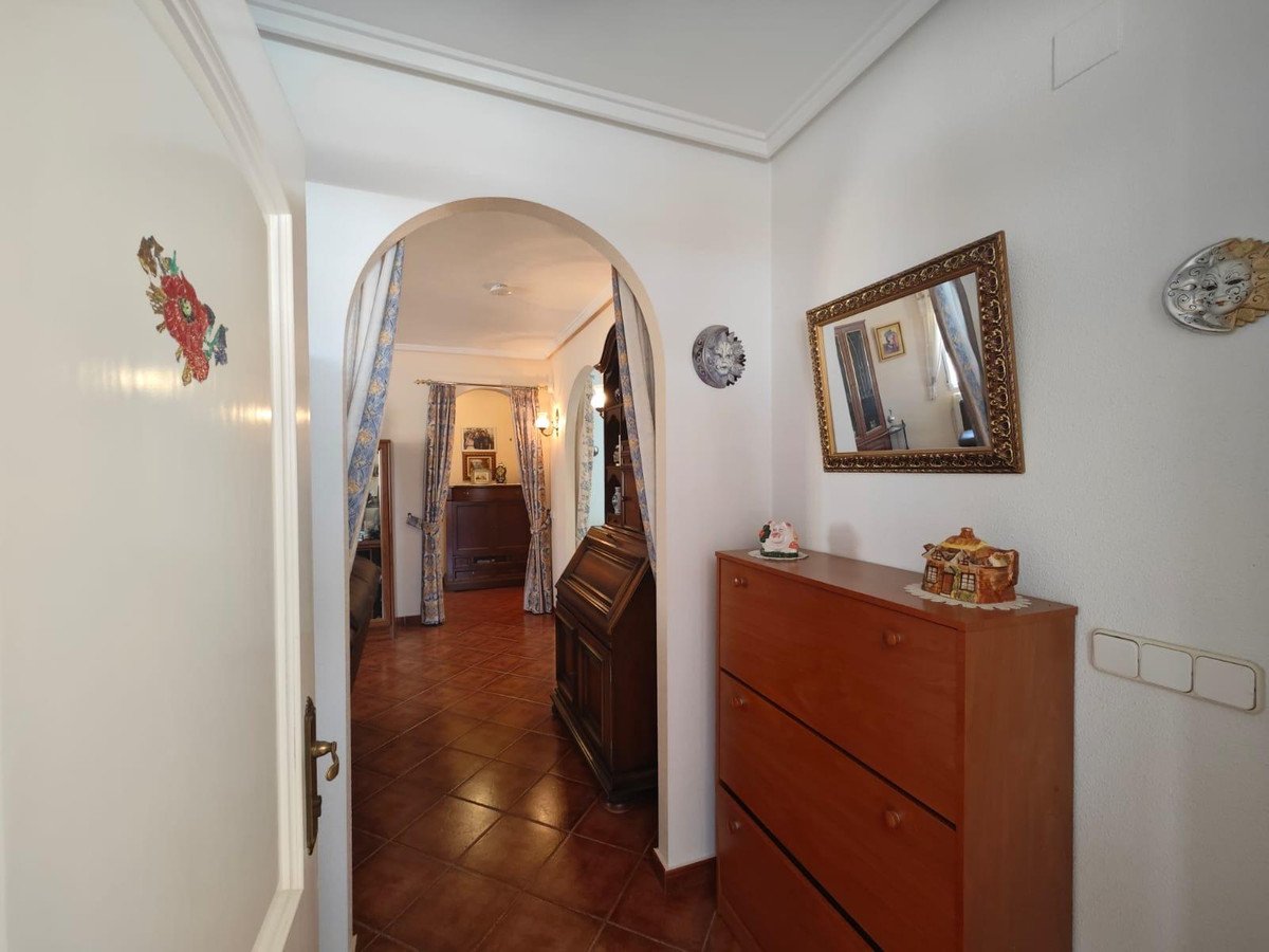 3 Bed Detached Villa in La Siesta