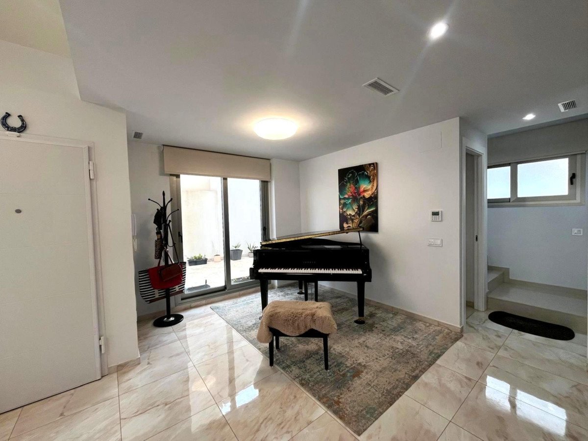 3 Bed Detached Villa in Orihuela Costa