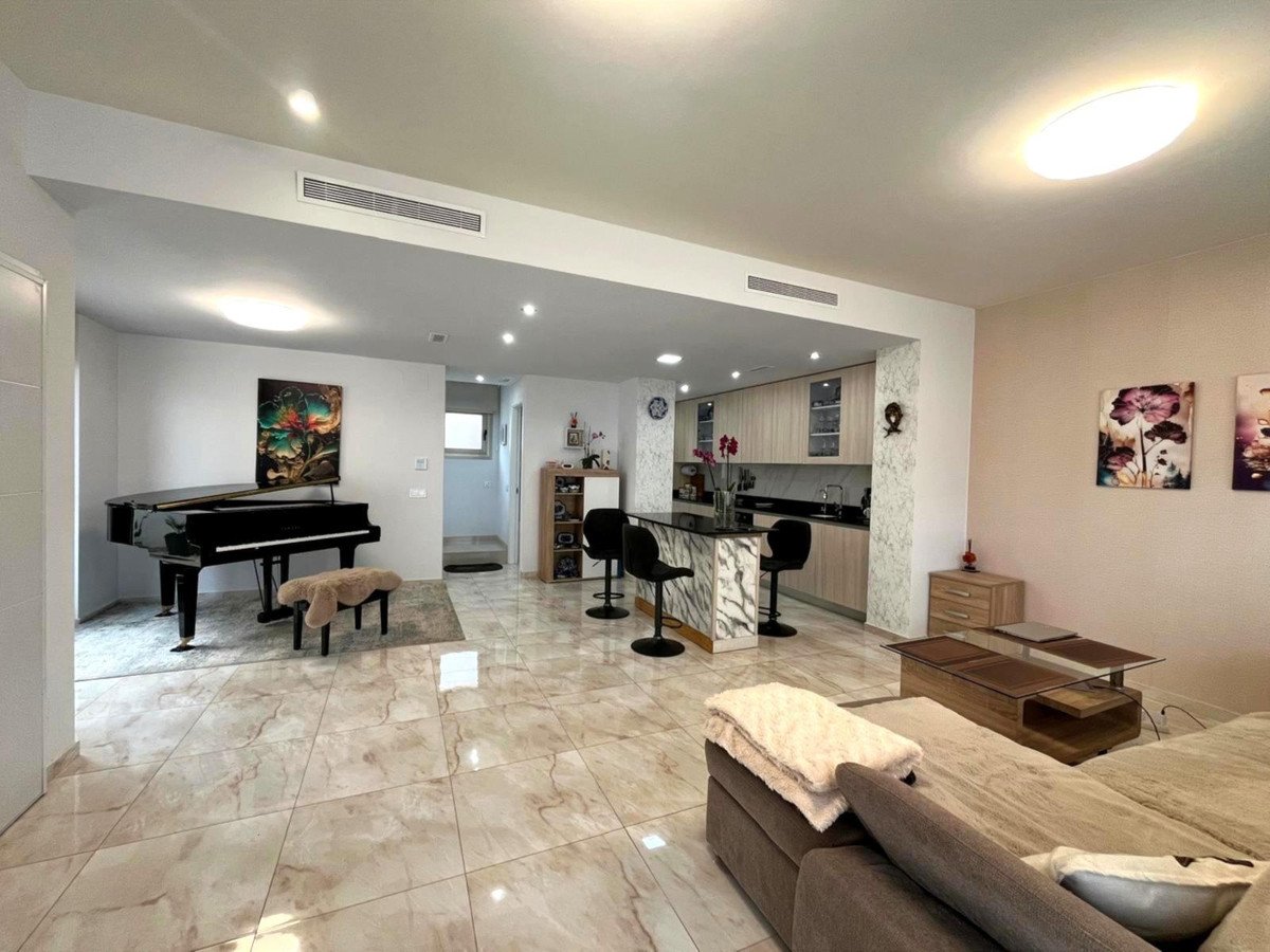 3 Bed Detached Villa in Orihuela Costa