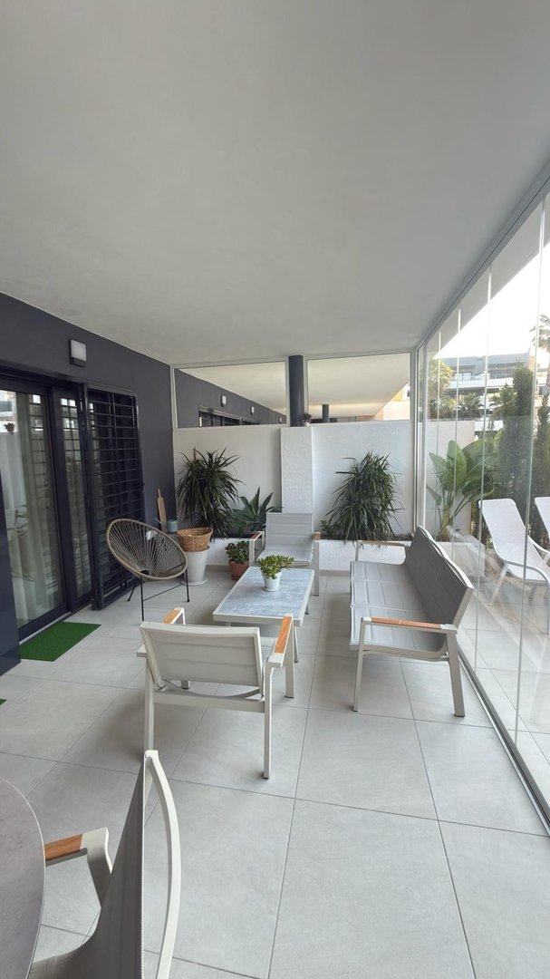 2 Bed Ground Floor Apartment in Playa Flamenca