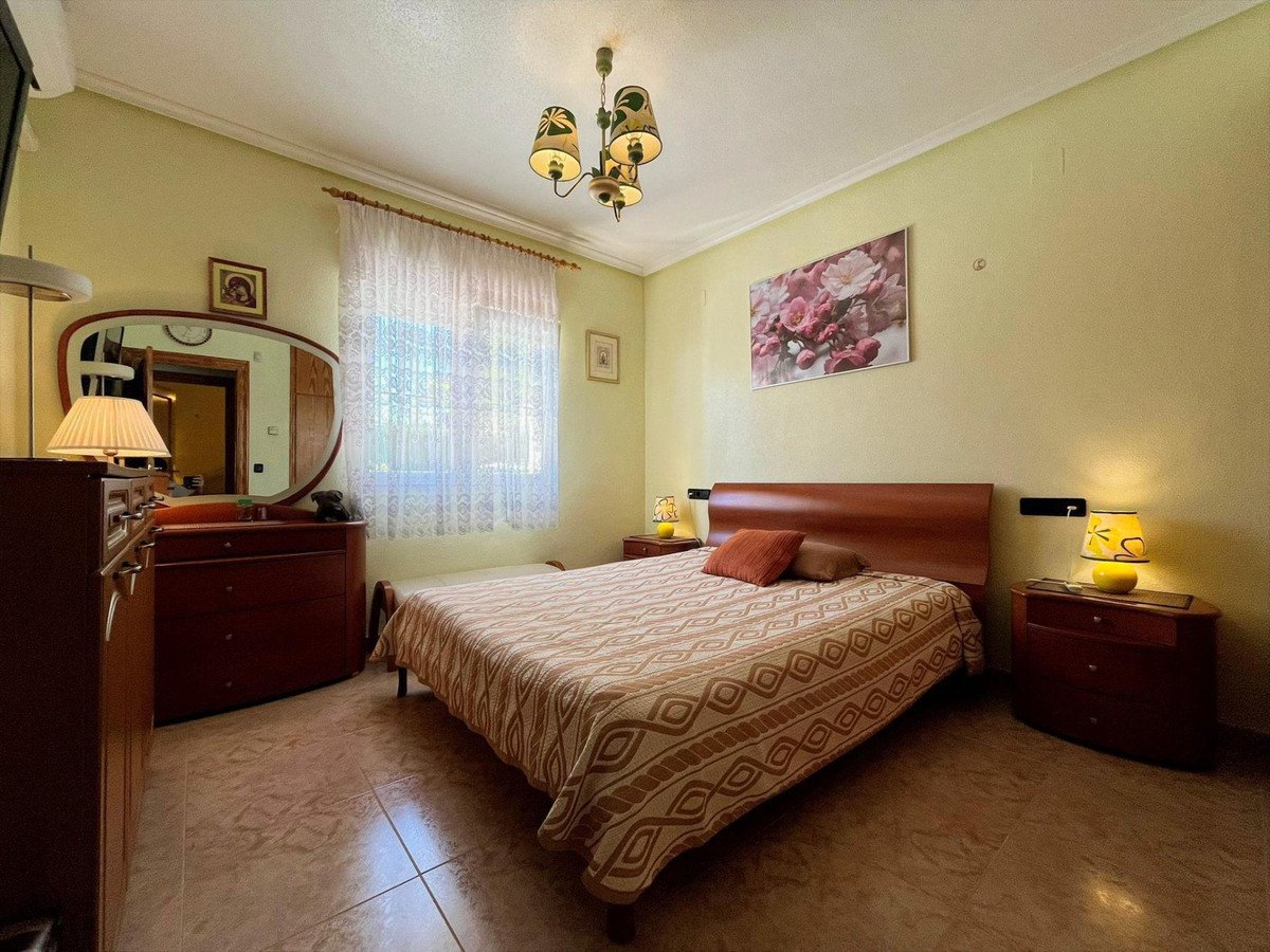 3 Bed Detached Villa in Playa Flamenca