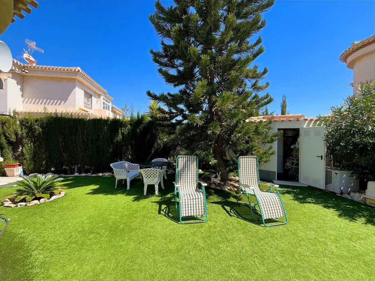 3 Bed Detached Villa in Playa Flamenca