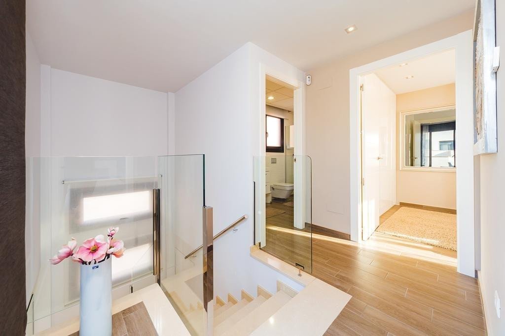 5 Bed Detached Villa in Aguas Nuevas