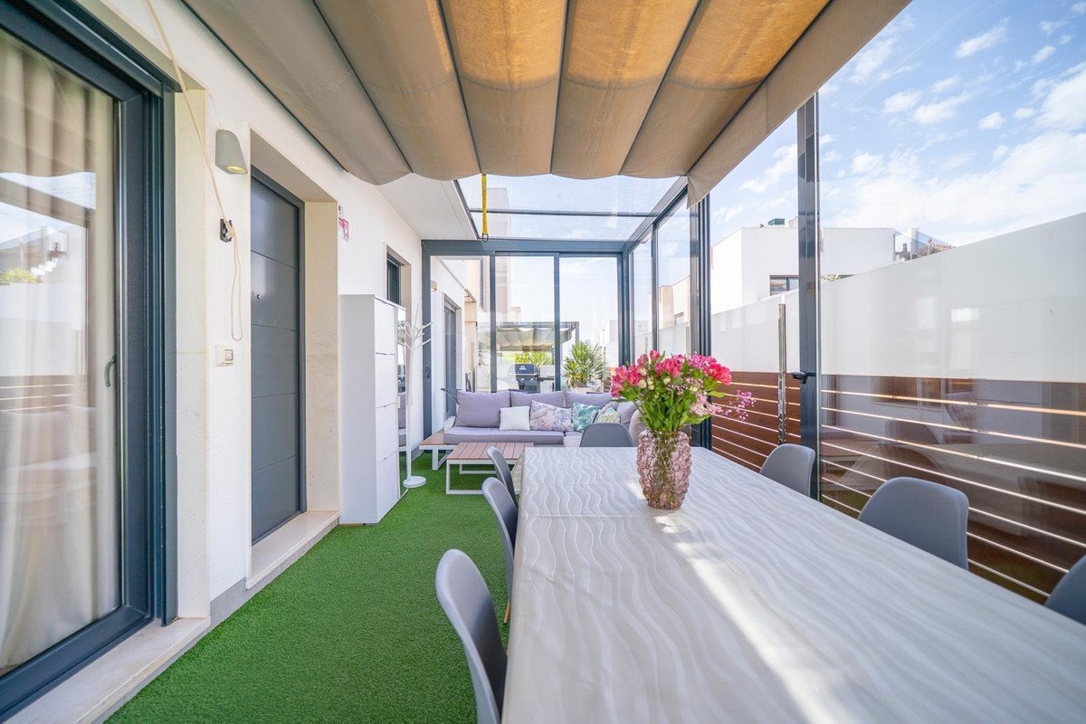 5 Bed Detached Villa in Aguas Nuevas