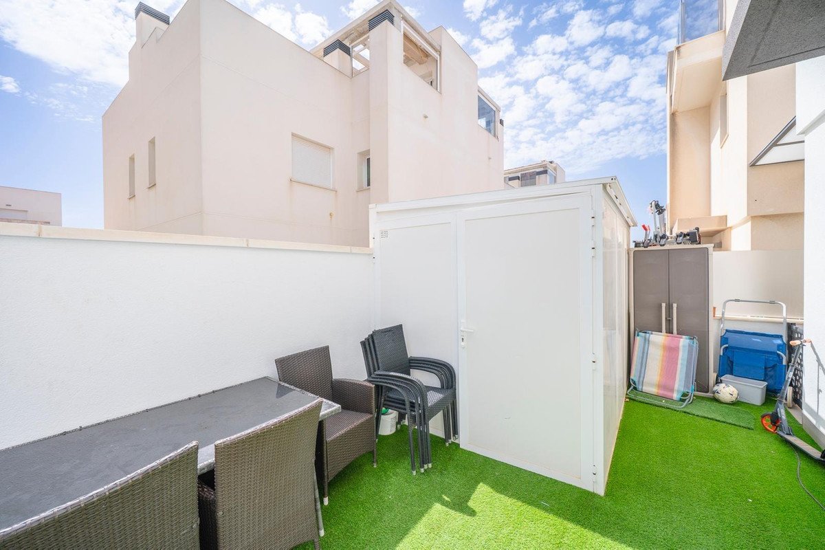 5 Bed Detached Villa in Aguas Nuevas